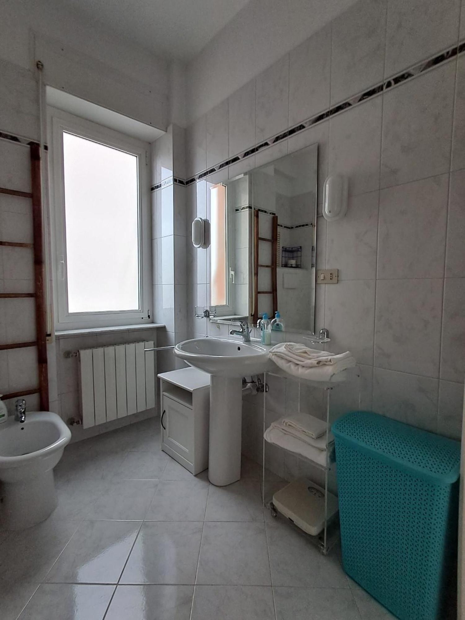 Apartamento Vado Sul Mare Vado Ligure Exterior foto