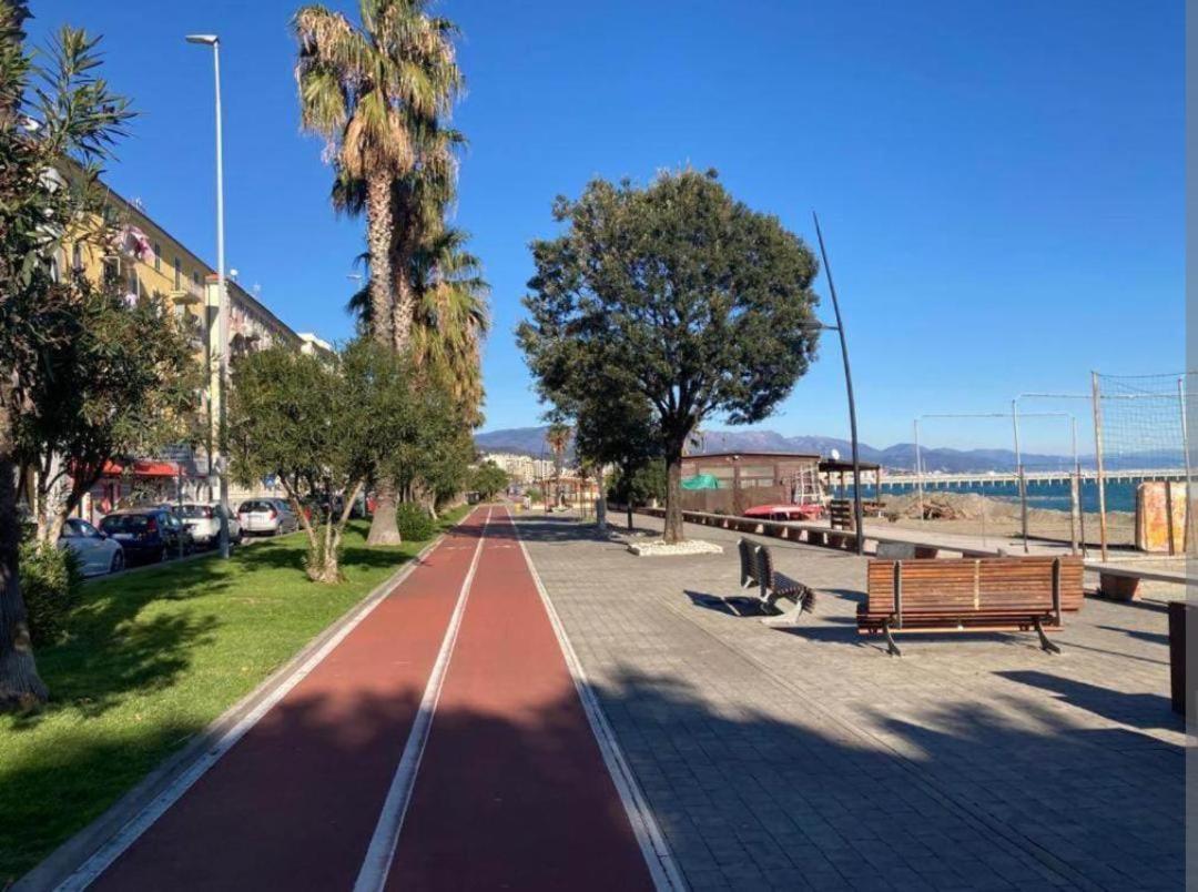 Apartamento Vado Sul Mare Vado Ligure Exterior foto